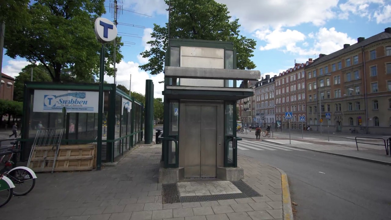 Sweden, Stockholm Tekniska högskolan subway station, escalator and SMW inclined elevator ride