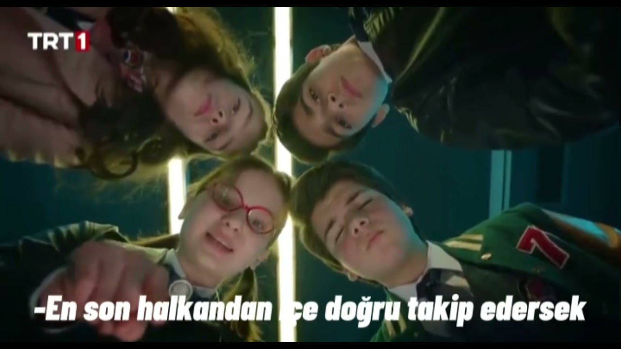 Defne Erşen { ECE } edit