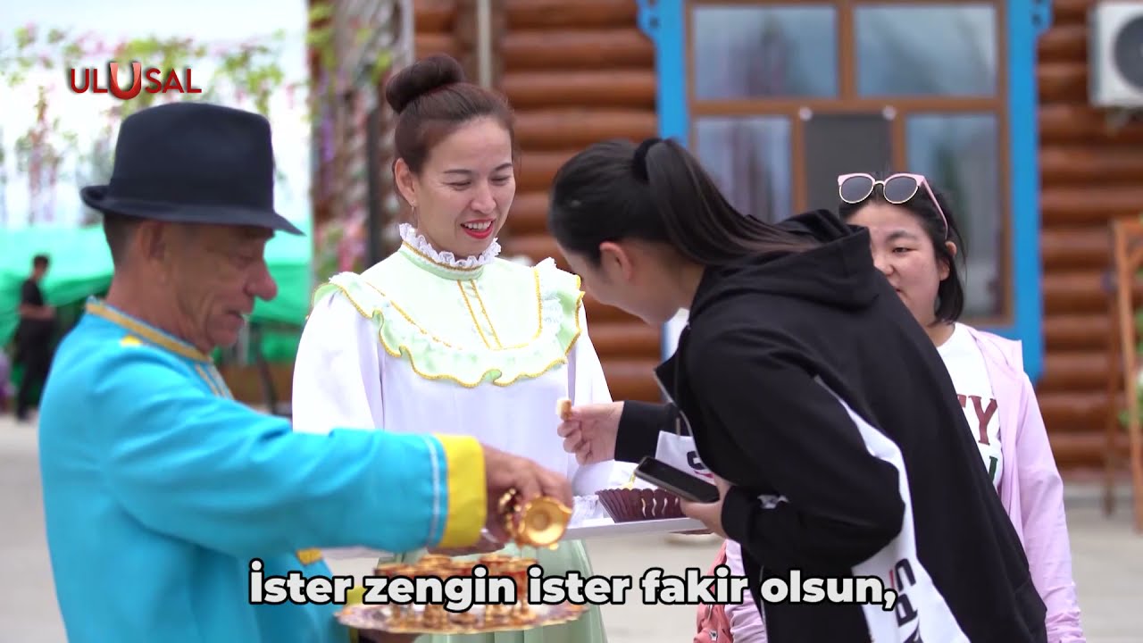 Çin'deki Rus etnik grubunun sofralarının olmazsa olmazı Lieba ekmeği | Çin'deki Milliyetlerin Yaşamı