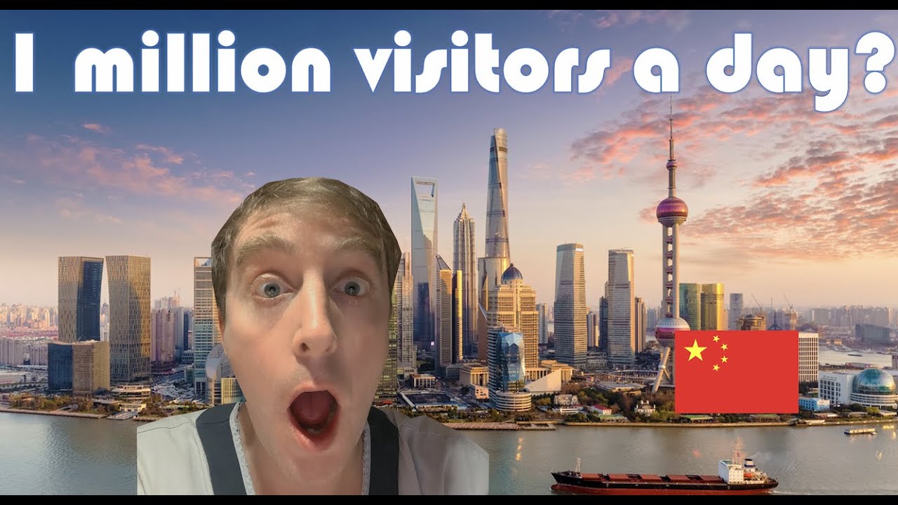This walking street gets 1 million visitors a day / Nanjing Road Shanghai / The Bund Walking Video