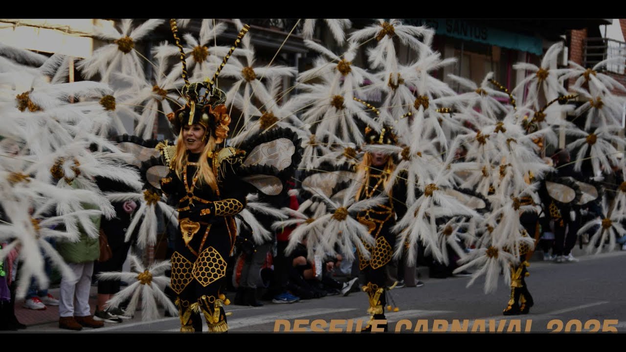 Desfile del Carnaval 2025 en Cacabelos