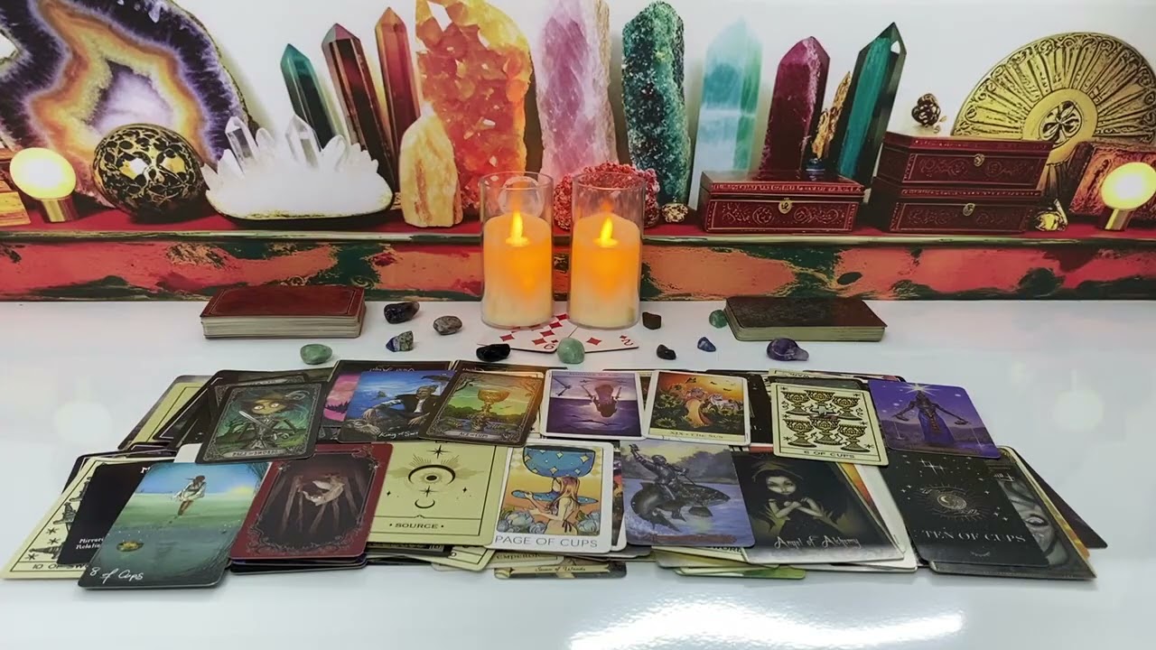 AQUARIUS   - INCREDIBLE NEW RELATIONSHIP… BUT PAST LOVER OR NEW FLAME AQUARIUS LOVE TAROT