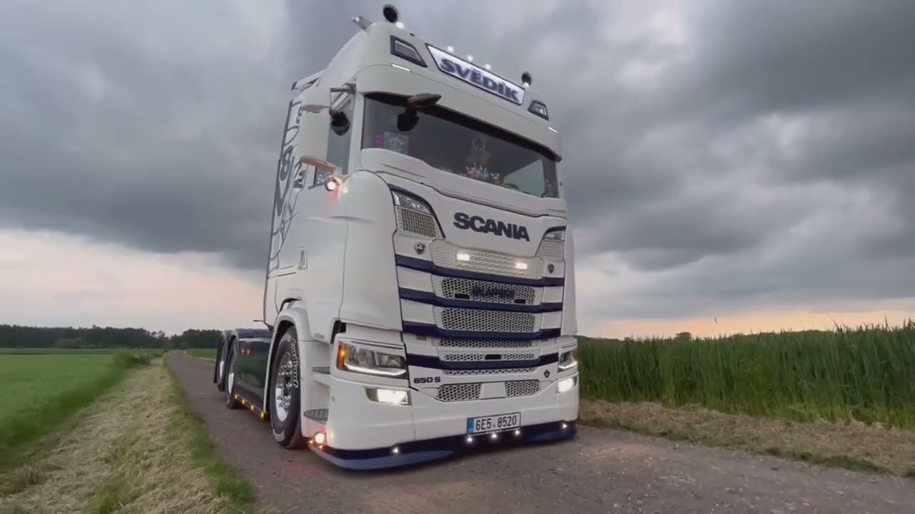 Scania S650 V8 Svěd&iacute;k s.r.o.