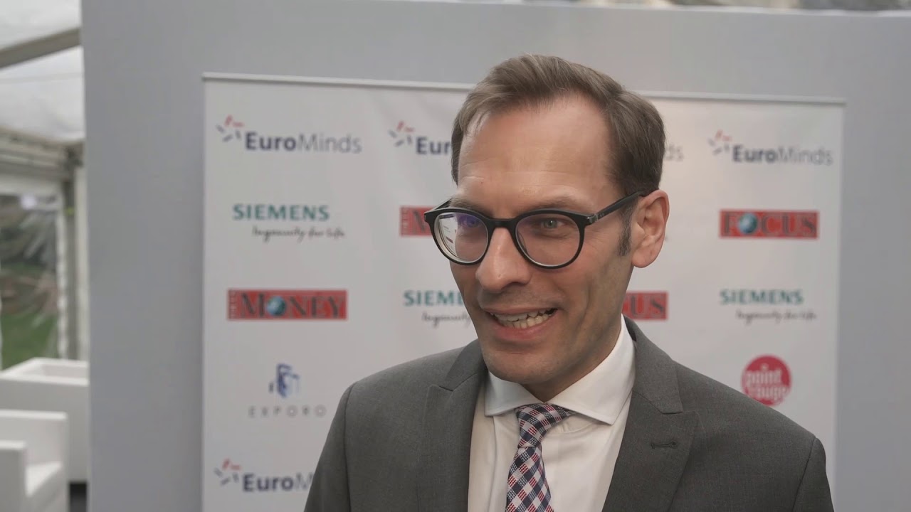 Jan Wolf Sch&auml;fer im Interview zum Panel 