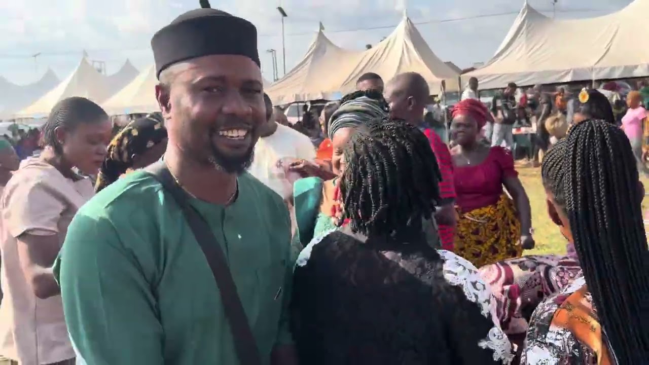 IKE SPACO PERFORMS LIVE AT THE BURIAL OF LATE MRS FLORENCE UGBO AT EKUKU AGBOR