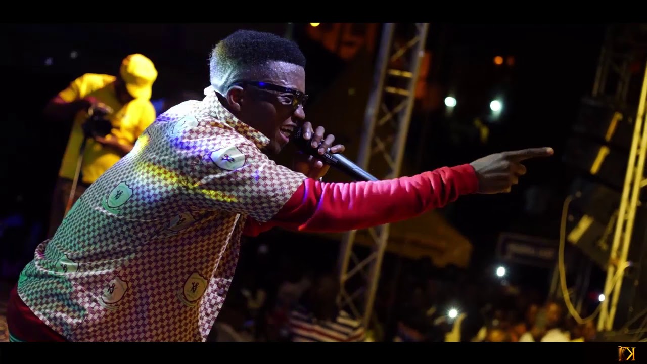 Kofi Kinaata - Performance at Sekondi Yesu Asor