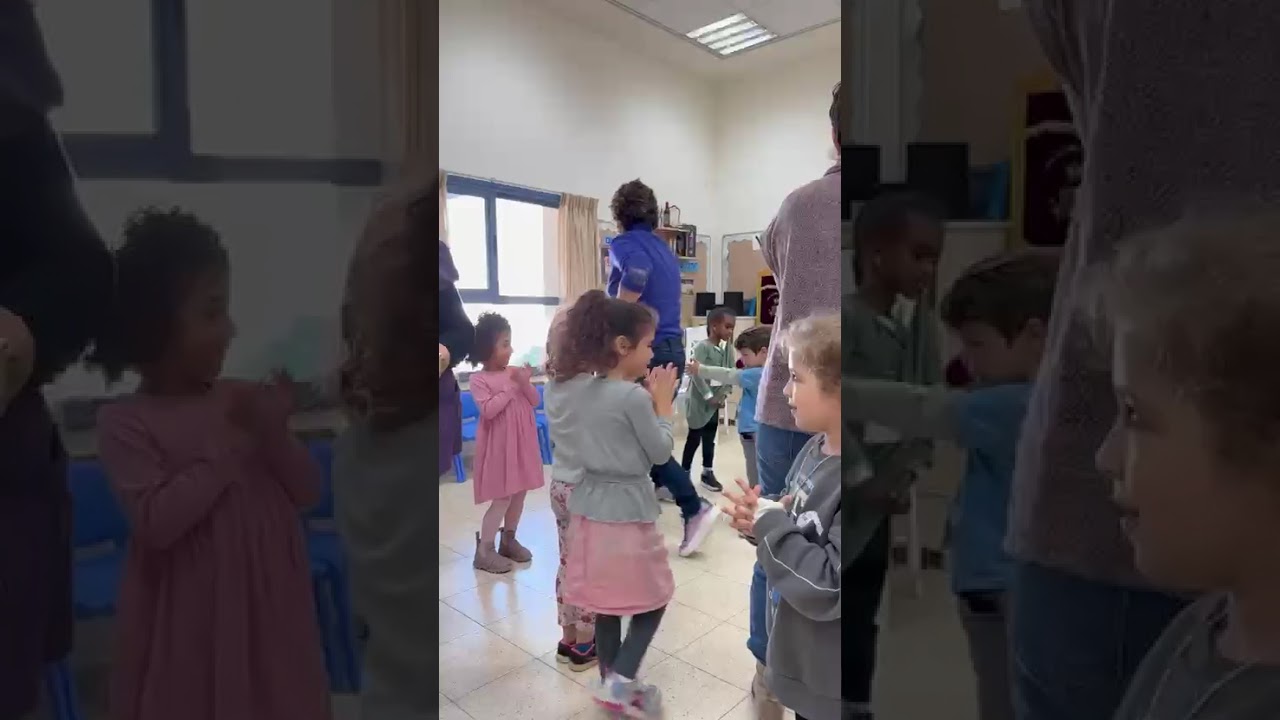 VIDEO 2026 02 15 15 35 03 סרטון רוקדים לפי השיר משנכנס אדר מרבים בשמחה