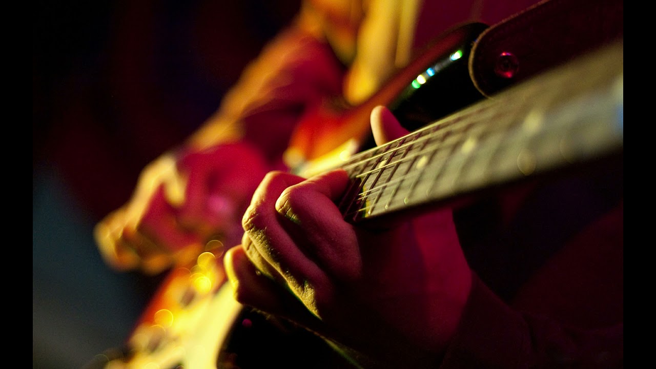 cinta kristal backing track (gitar karok) Rahim Maarof