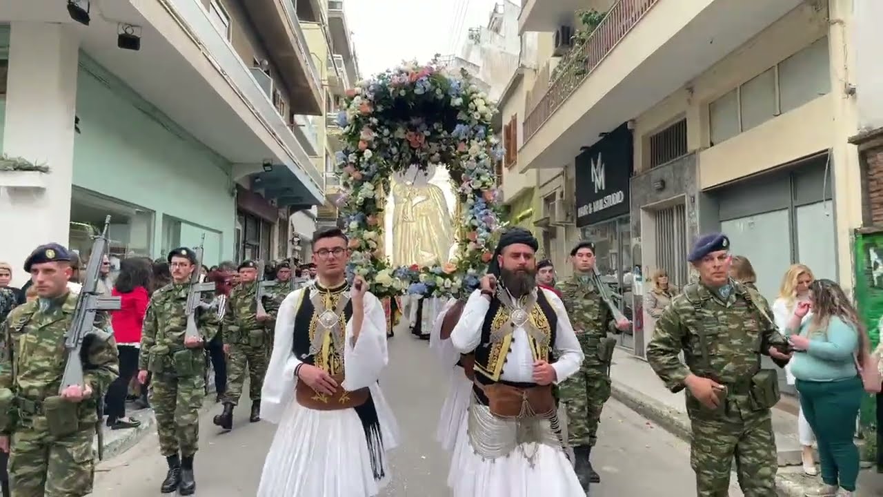 Λιτάνευση της Ιεράς Εικόνας του Αγίου  Χριστοφόρου στους κεντρικούς δρόμους του Αγρινίου