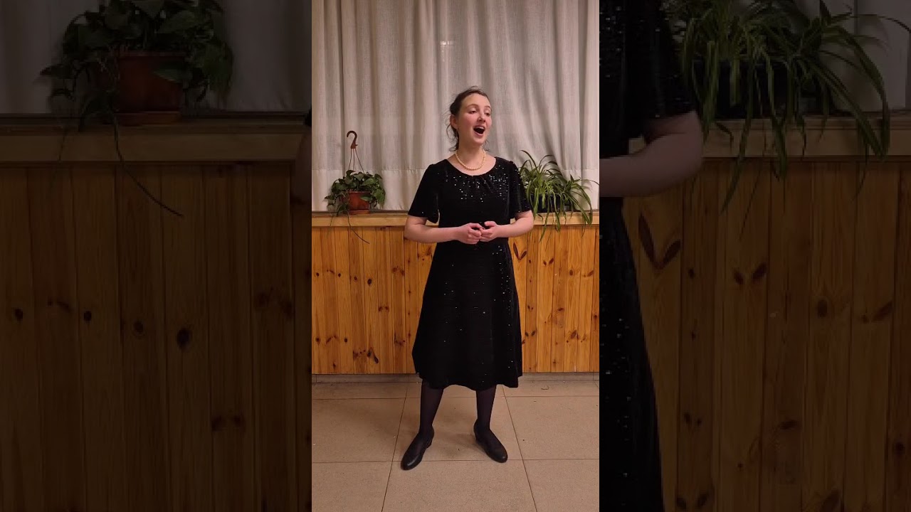 Dvora Radyshevsky - Robert Stolz: Waltzing in the Clouds