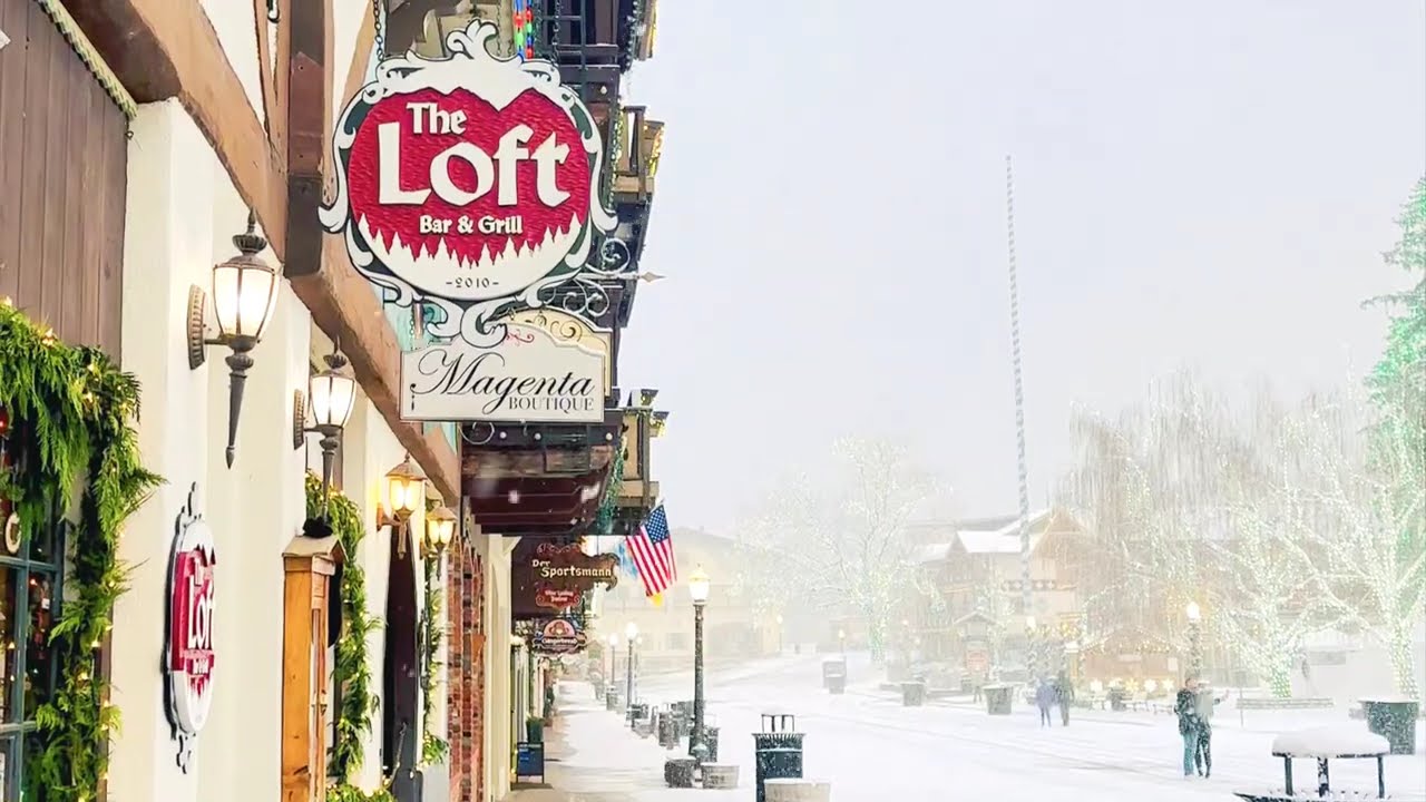 Snowfall Leavenworth WA Christmas 2023