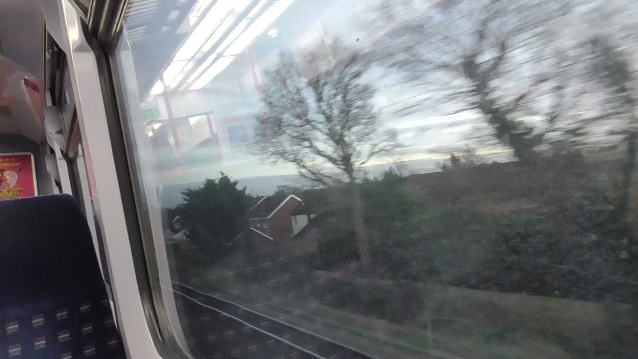 A Train Ride on Great Western Railway Class 165102 from Reading to Wokingham