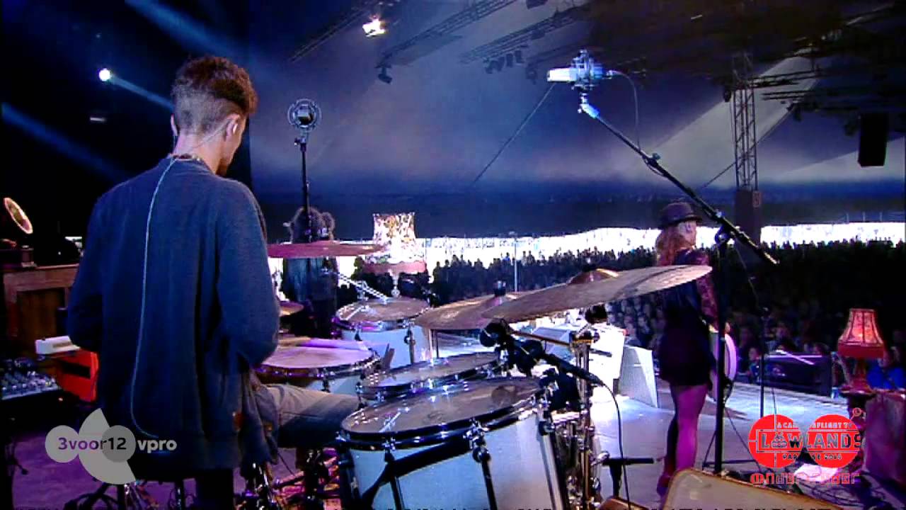 Kovacs - The Devil You Know - Lowlands 2014