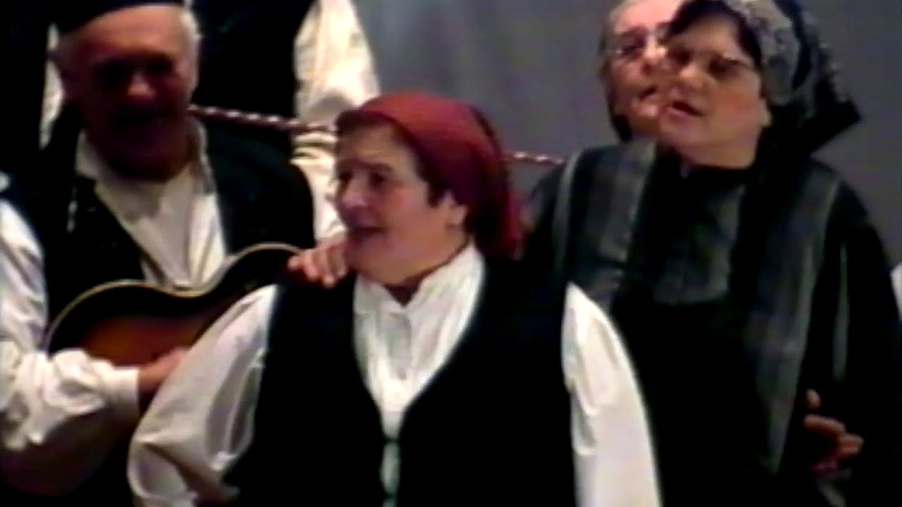FD "Otočac" Otočac  - Mene mama rani jabukama