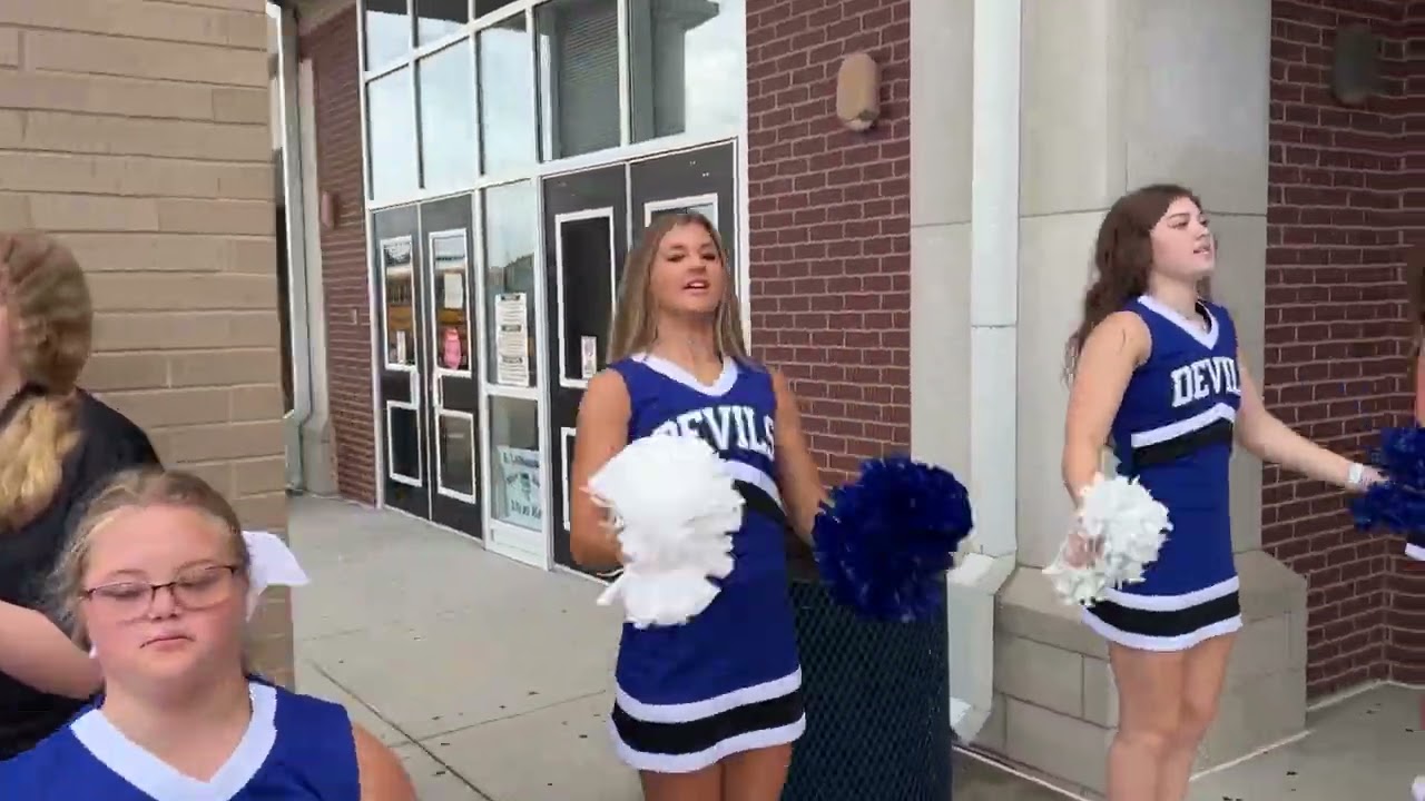 Lebanon High Welcomes Students