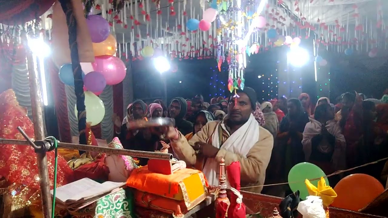 भोले बाबा जी की आरती देवी मंदिर करमुलहापुर खीरी 9648399741