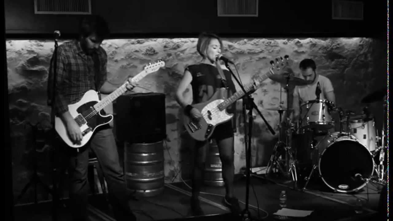 Pilgrim - Gouge Away (live Pixies cover)