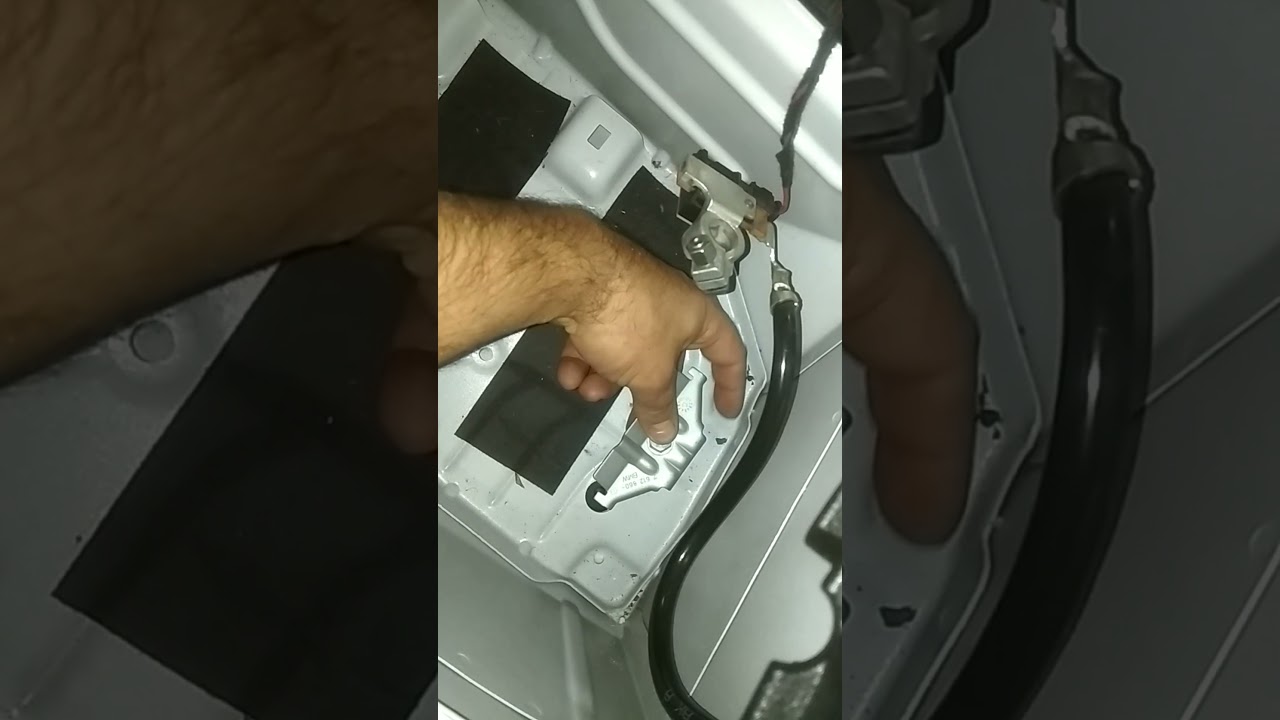 BMW F30 / F31/ F20 / F21 cambio y registro batería en español