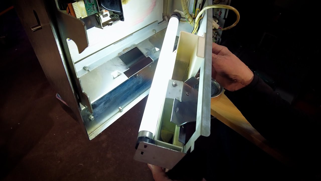 How to Fix Fluorescent Cabinet Lighting in Your IGT Draw Poker Machine