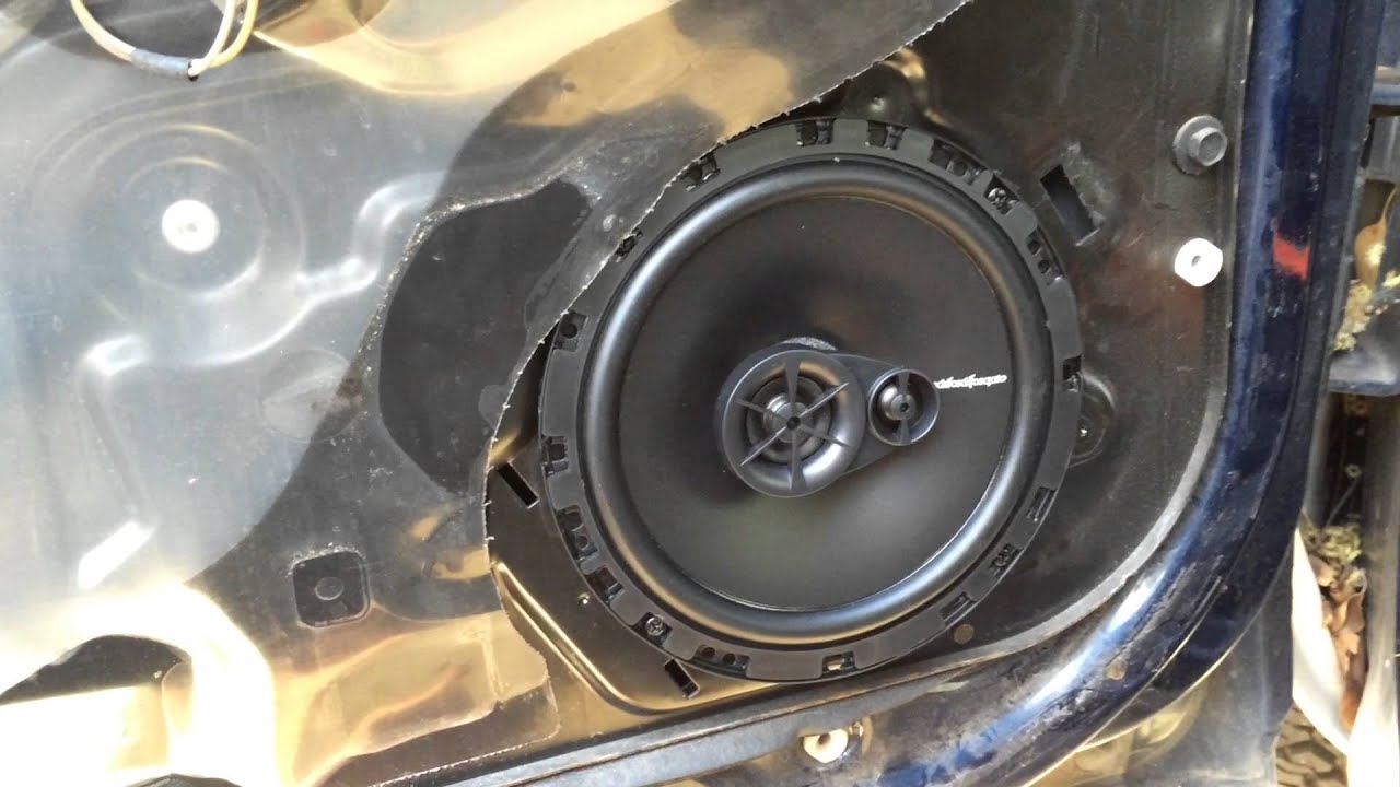 Chevrolet Truck Door Speaker Installation