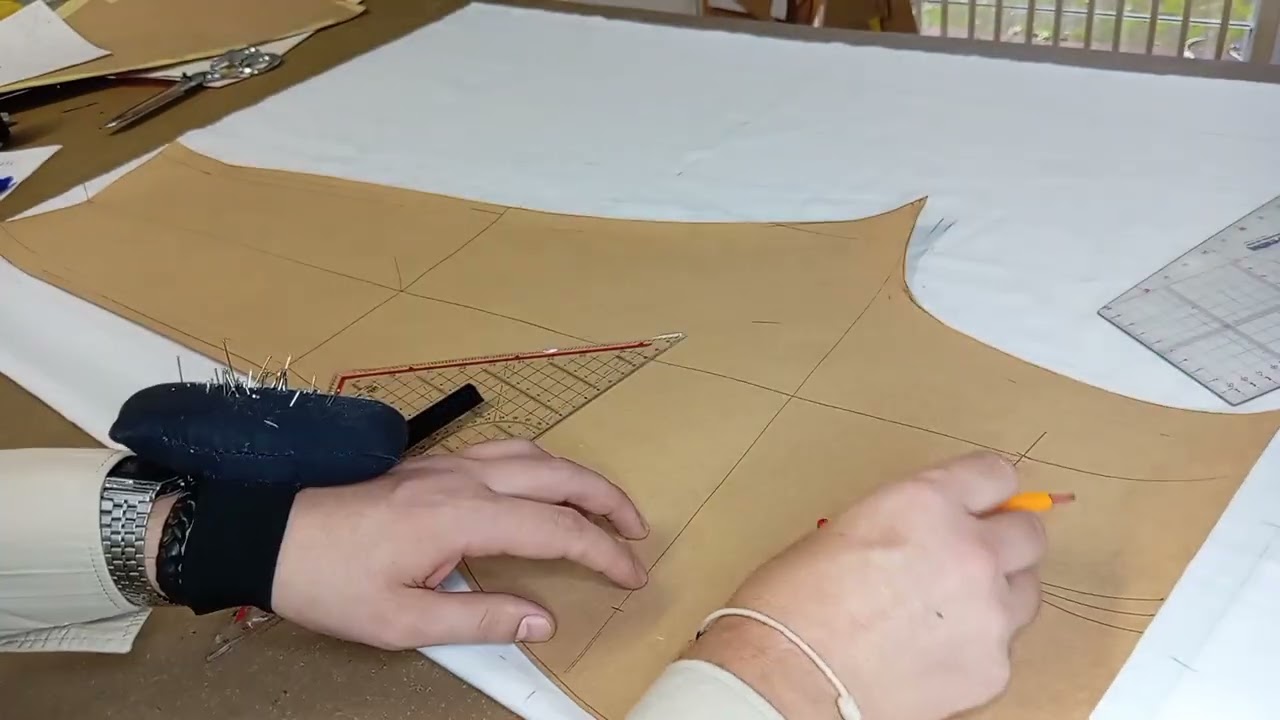 How to prepare the sample trouser for the first fitting
