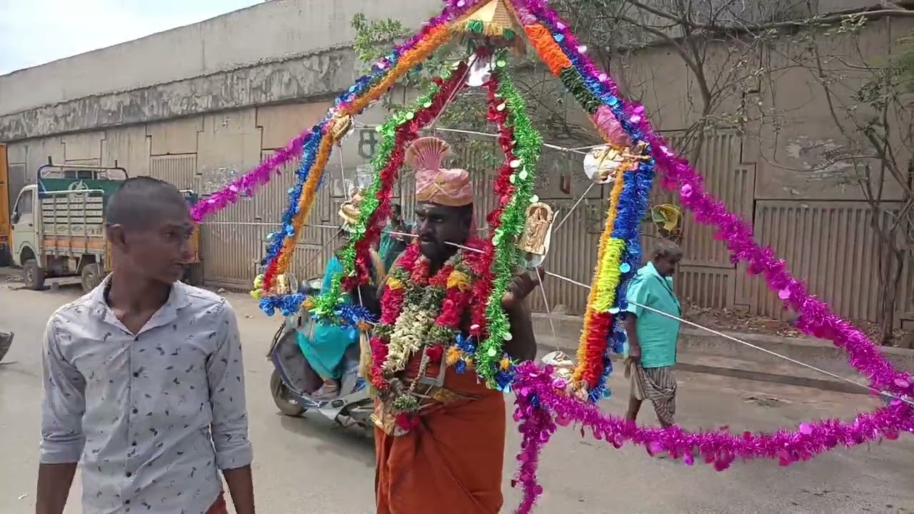 | ஸ்ரீ பாலமுருகன் திருக்கோயில் | அலகு குத்துதல் | அரியமங்கலம் | திருச்சி |