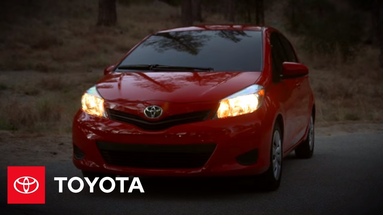 2012 Yaris How-To: High Beams | Toyota