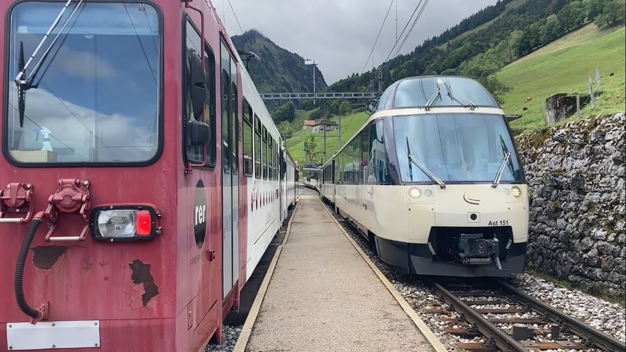 PE 30 MOB - Montreux - Zweisimen arrivant en gare d&rsquo;Alli&egrave;res 