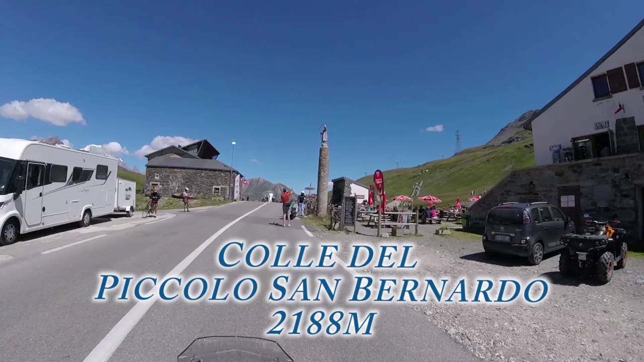 Piccolo San  Bernardo in moto - Petit San  Bernard mit dem motorrad