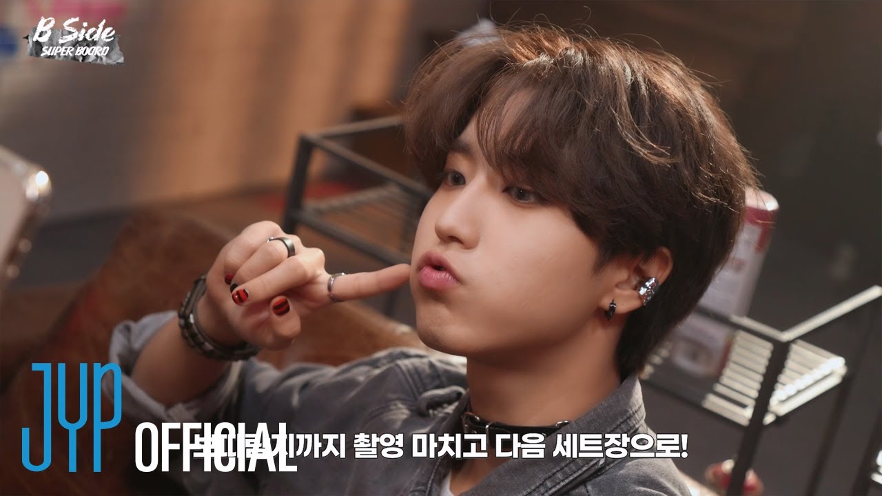 Stray Kids 