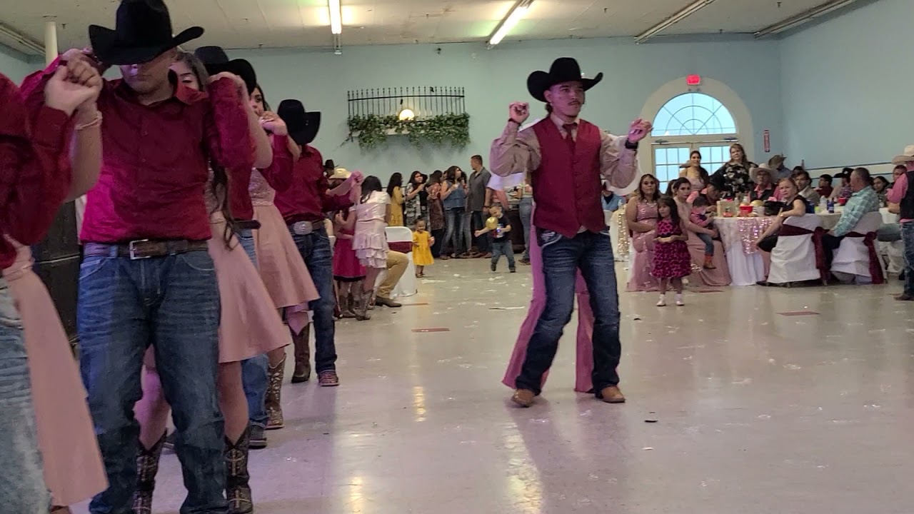 El mejor Baile sorpresa de una Quinceañera!