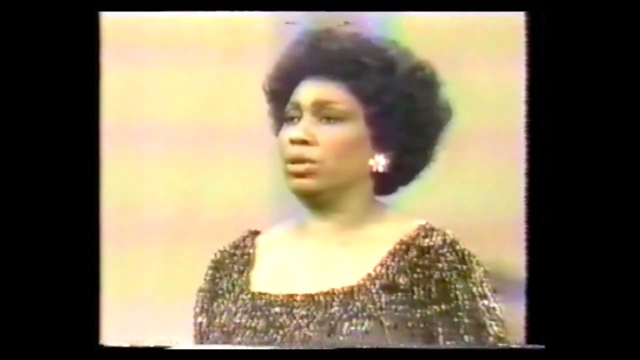 Leontyne Price "O mio babbino caro"  Gianni Schicchi.