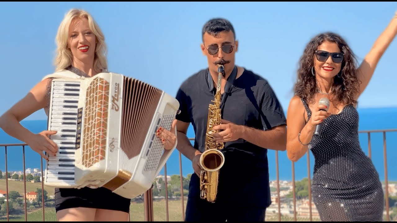 La Mazurka di Periferia - Cover con fisarmonica by Noemi Gigante