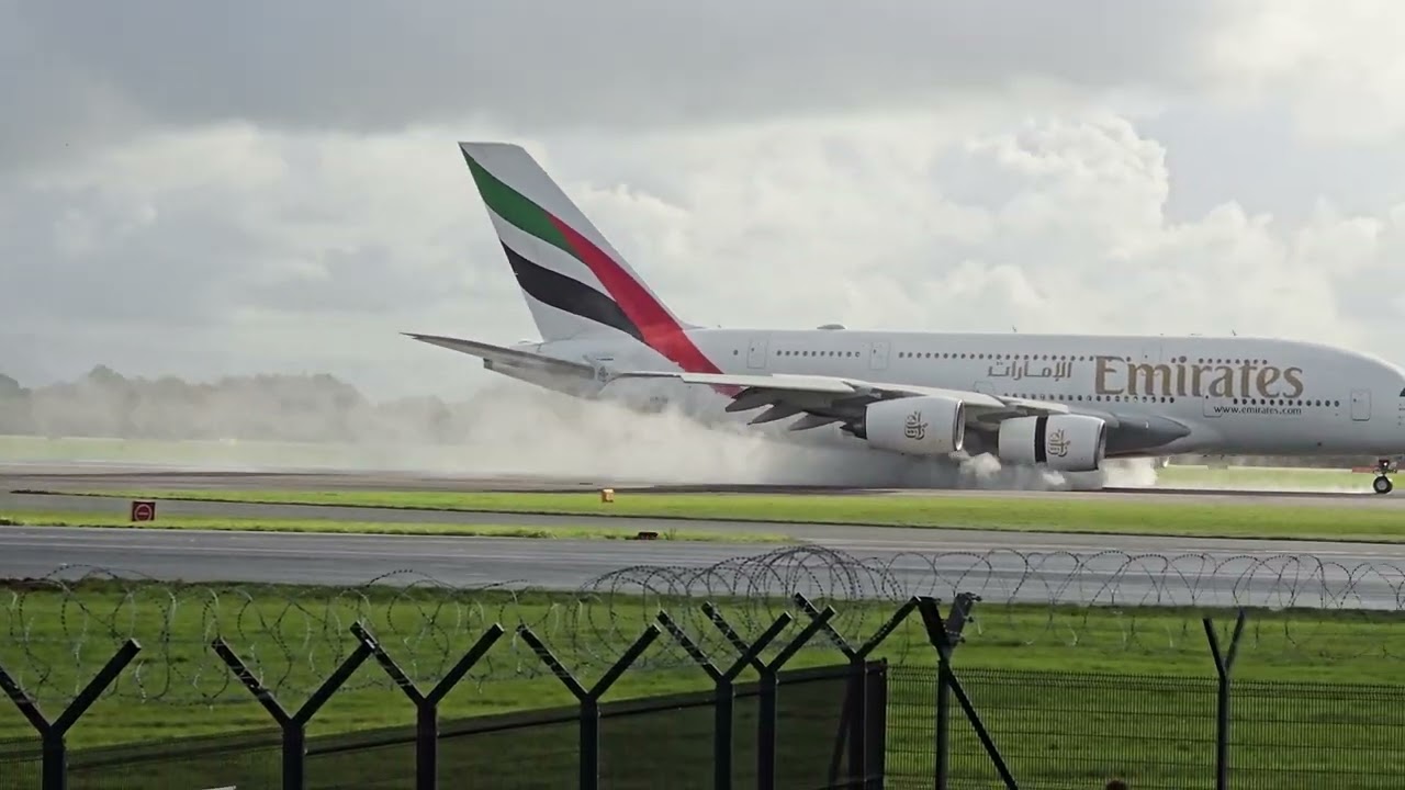 A380, Landing lot's of spray, Manchester Airport.