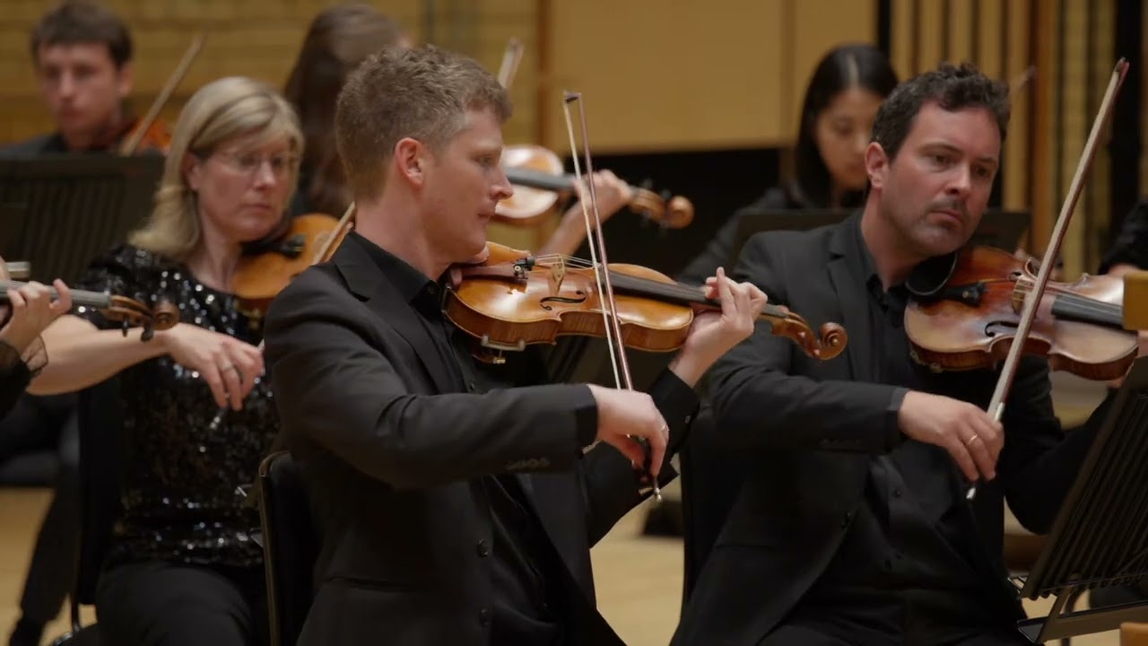 Mozart, Symphony No 38 - City of Birmingham Symphony Orchestra