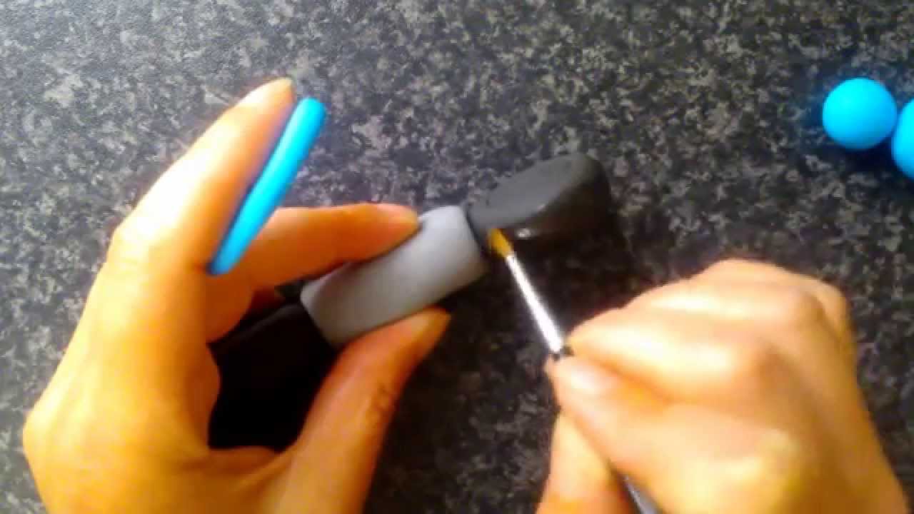How to make a motorbike cake topper out of modelling icing part 2 by The Cake Tower