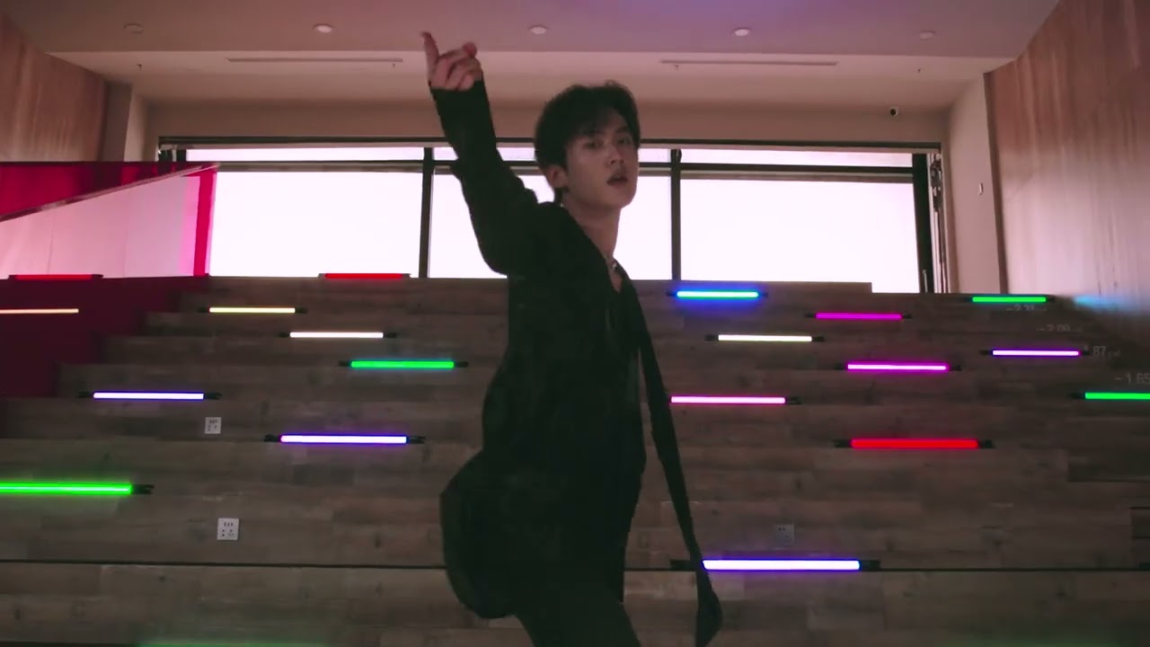 INTO1 周柯宇 Suffer Dance Cover 练习室版本 Zhou Keyu Suffer Dance Cover Practice Room Version