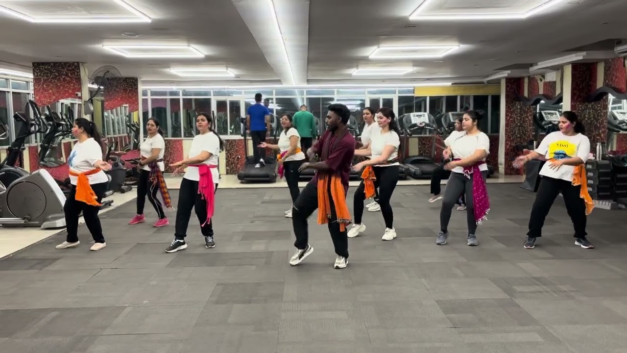 Balam pichkari , Ranbir kapoor , Deepika padukon, dance fitness Choreography , dance choreography 