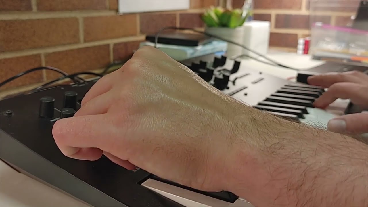 Minilogue XD Custom Sounds and Sequences Part 1