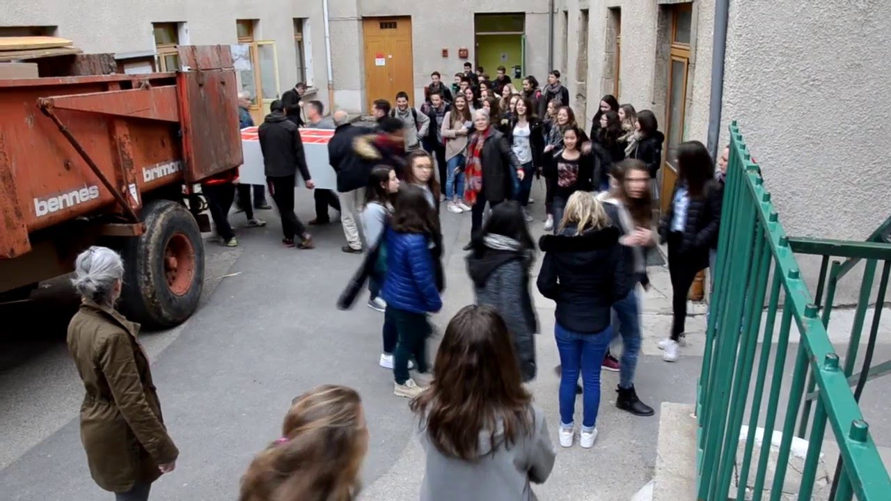 Déménagement de l'Ensemble scolaire catholique d'Yssingeaux