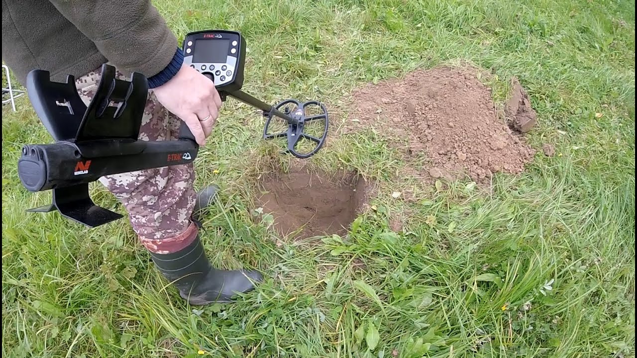Тест металлодетектора E-TRAC  с катушкой DETECH SEF 15x12