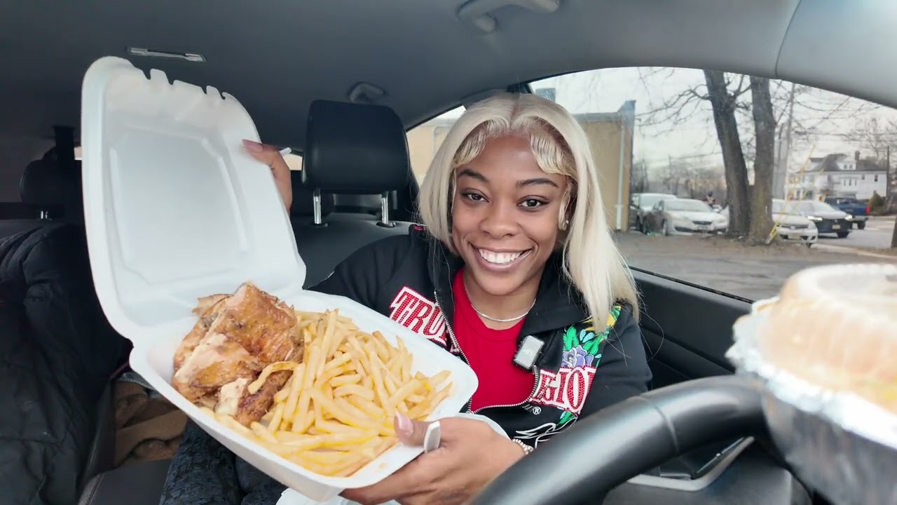 KEEPING UP WITH QUEEESKIONA| S1,E1 | RANDOM  2025 RECAP