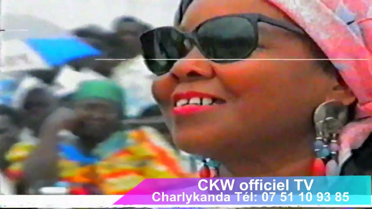 LE 6/10/1991 , LA DECORATION DE MAMAN MIKALA MANDOMBE L'UNE DES APOTRES DE PAPA SIMON KIMBANGU  P1