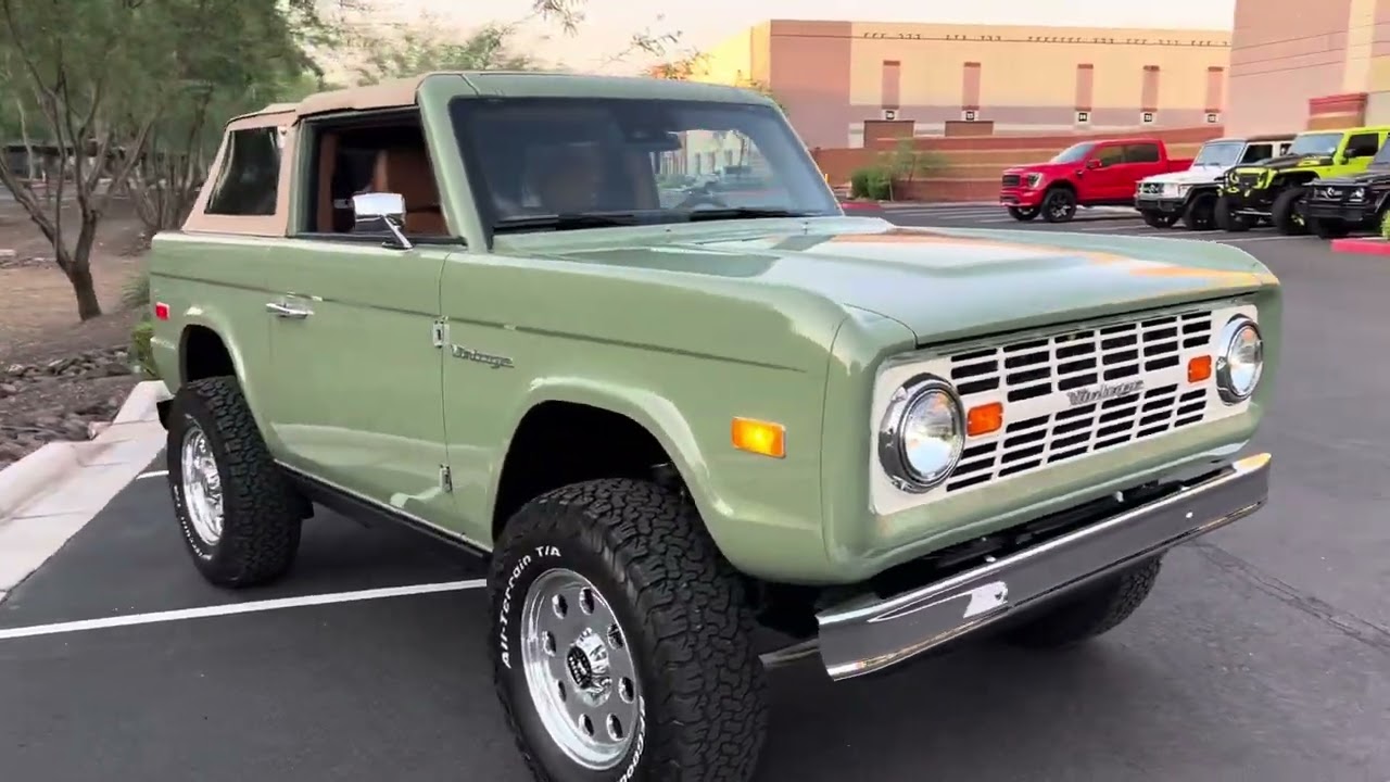 Vintage Bronco - LUXURY AUTO COLLECTION