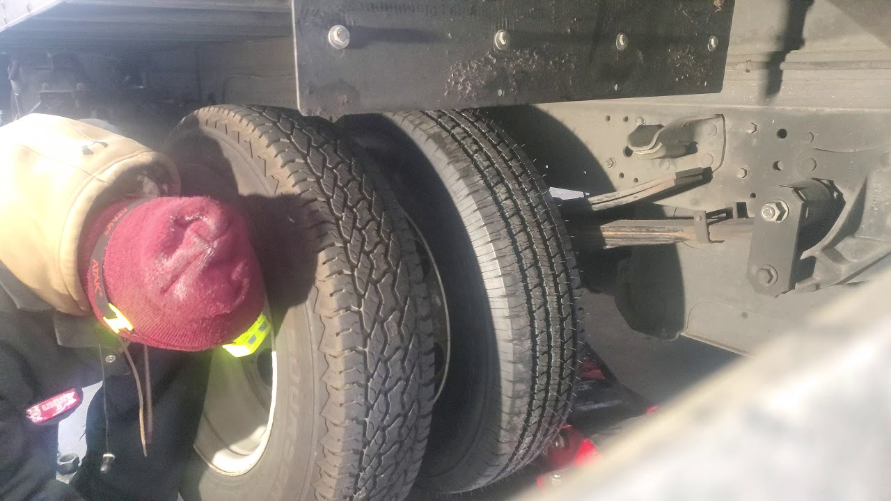 Isuzu npr 2012 rear lugnuts