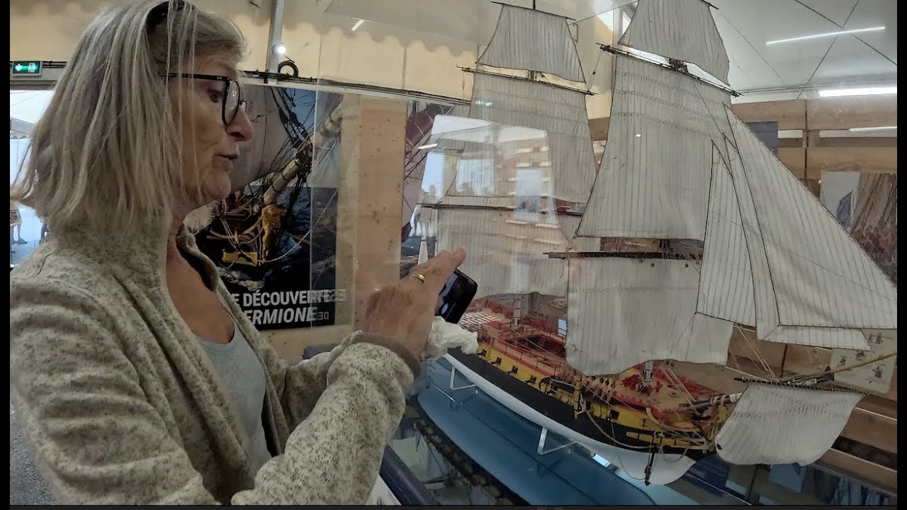Rochefort, Maritieme stad, met het Fregat van Kapitein La Fayette  @2025#121