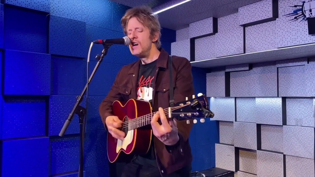Britt Daniel and Alex Fischel of Spoon - Satellite