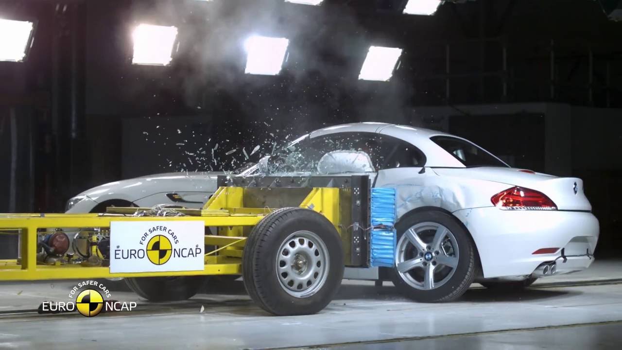NCAP Crash Test of BMW Z4
