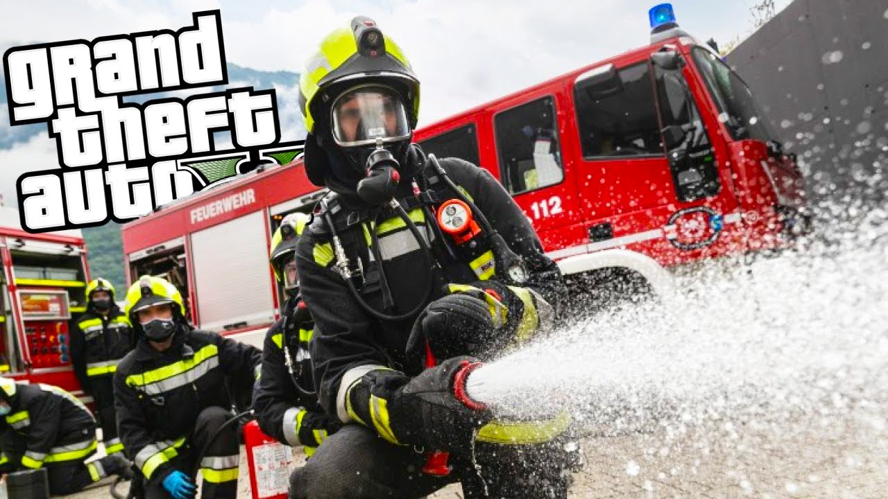 GTA 5 - LSPDFR 👮🏻‍♂️ - VIGILI DEL FUOCO! (Casa Michael bruciata,esplosioni....)