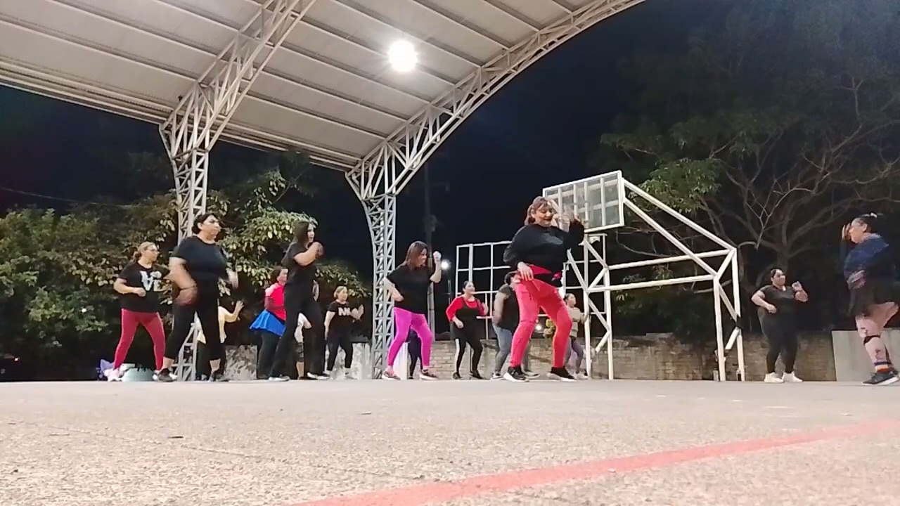 Ritmos latinos con nena ito no cuento con los derechos de la música